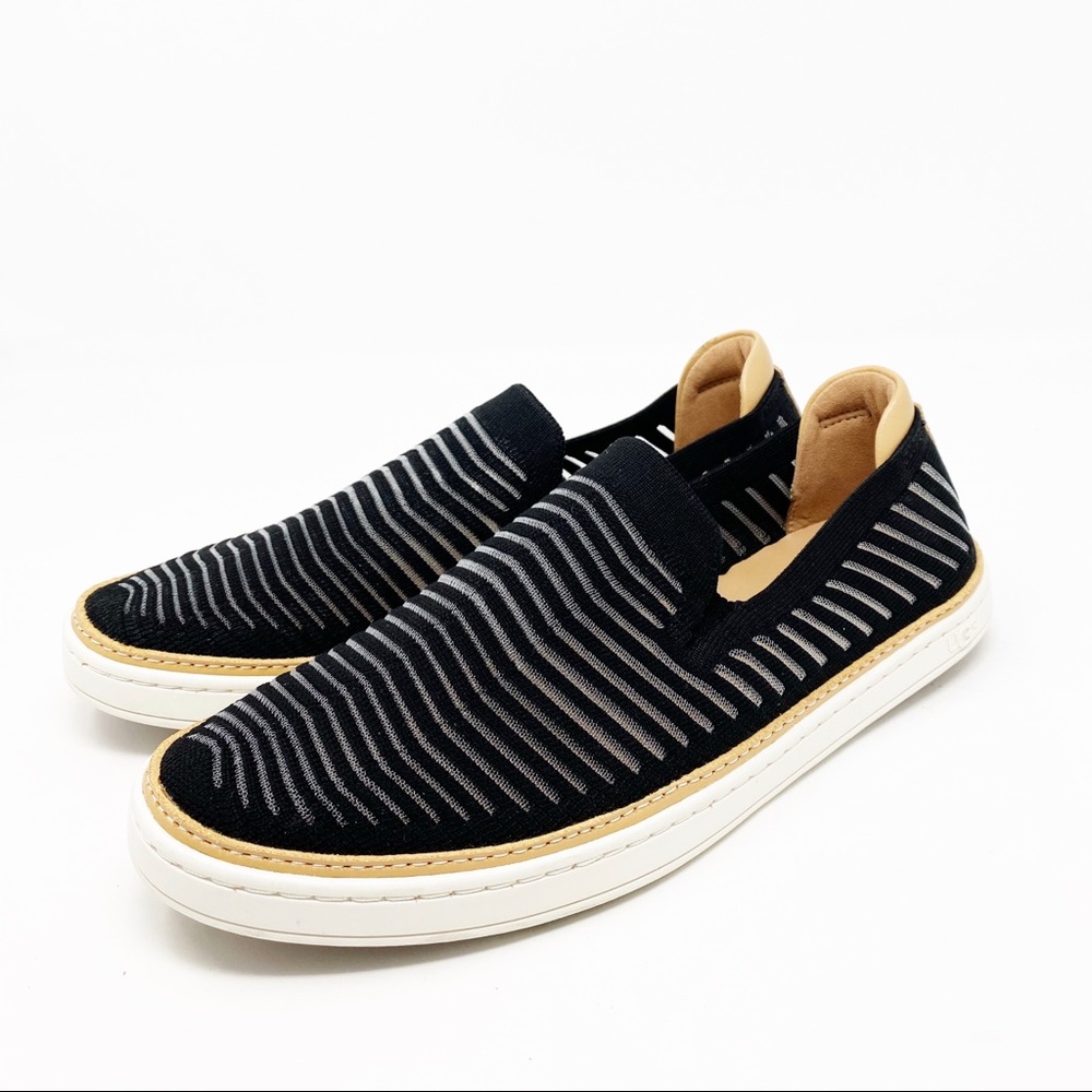 UGG 8.5 Fashion Sneaker Slides Black Sammy Flats